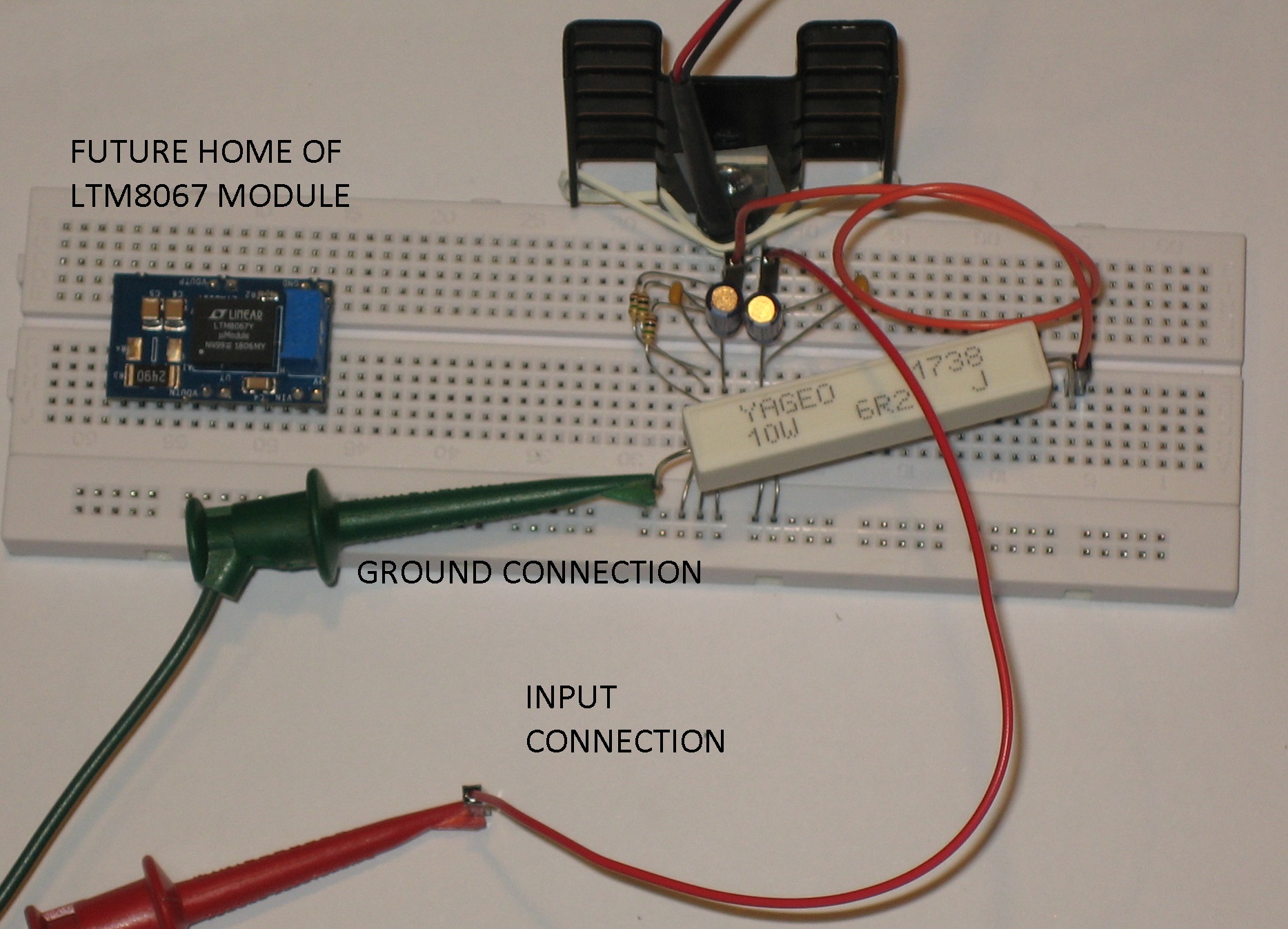 https://media.githubusercontent.com/media/analogdevicesinc/documentation/dac_fmc_ebz/docs/university/active_learning/efficiency_power_loss/lt3080_breadboard.jpg