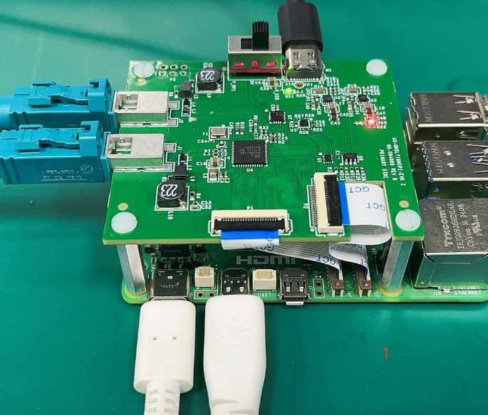 https://media.githubusercontent.com/media/analogdevicesinc/system-level/main/docs/solutions/reference-designs/ad-gmsl716mipi-evk/hardware-setup.png