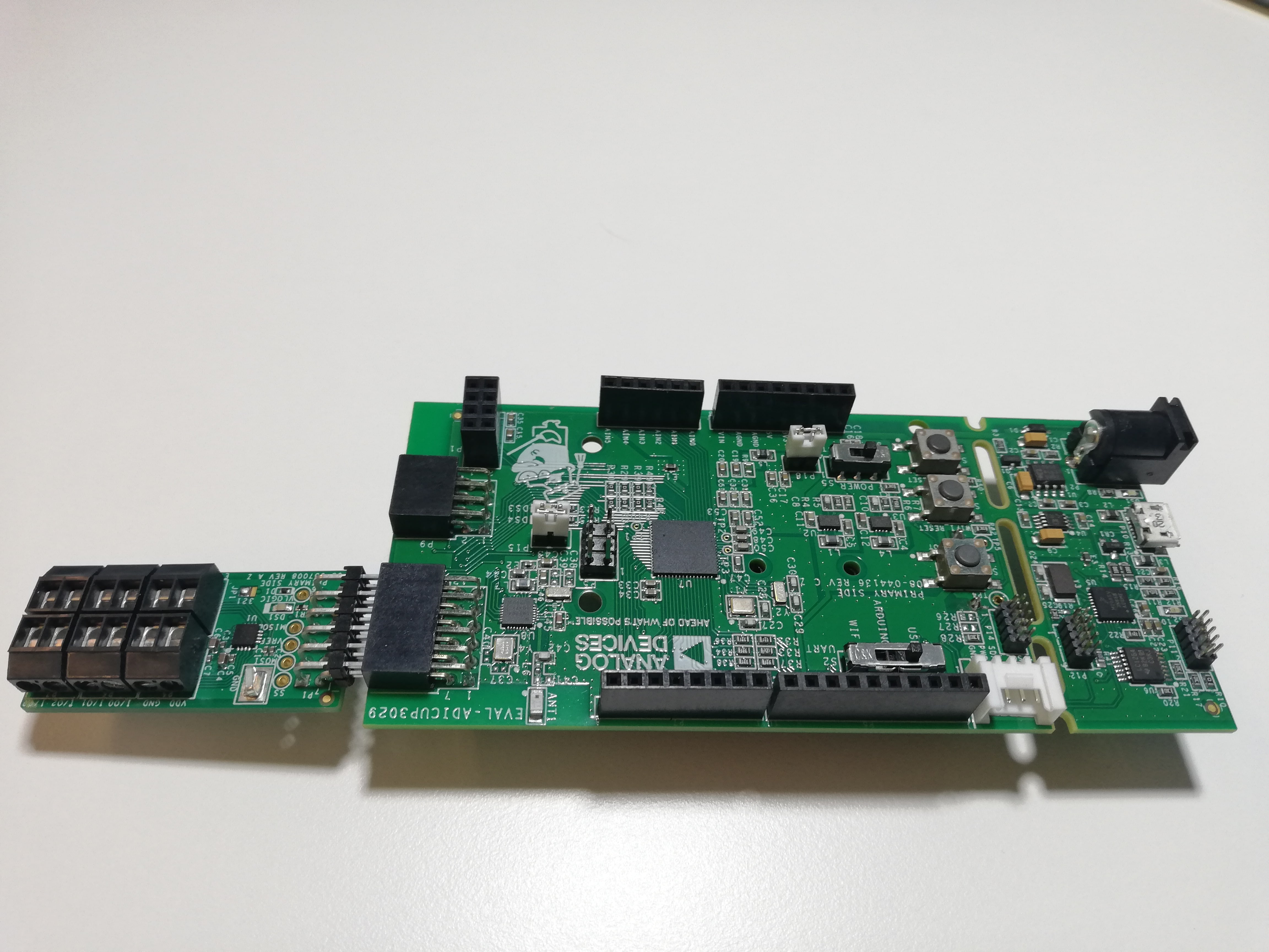 AD5592R-PMDZ connect