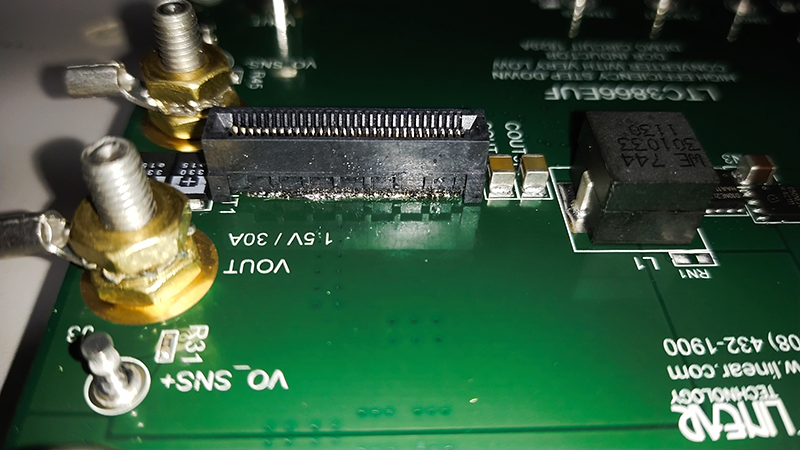 https://media.githubusercontent.com/media/analogdevicesinc/system-level/main/docs/solutions/reference-designs/eval-ltpa-kit/hardware_guide/soldered_female_socket_connector.png