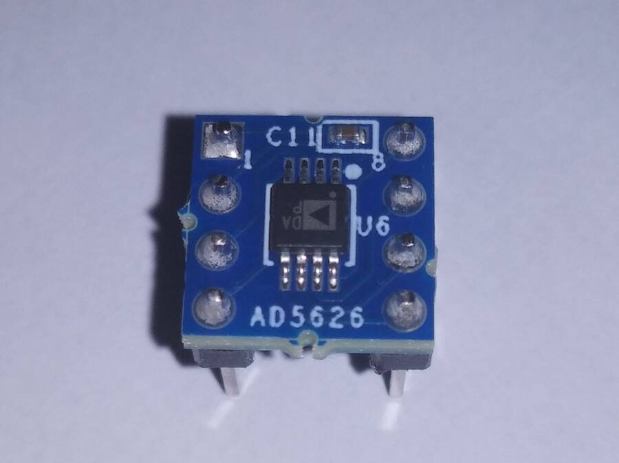 https://media.githubusercontent.com/media/jvelasc2/documentation-staging/ref-design/cn0566/docs/solutions/reference-designs/adalp2000/ad5626.jpg