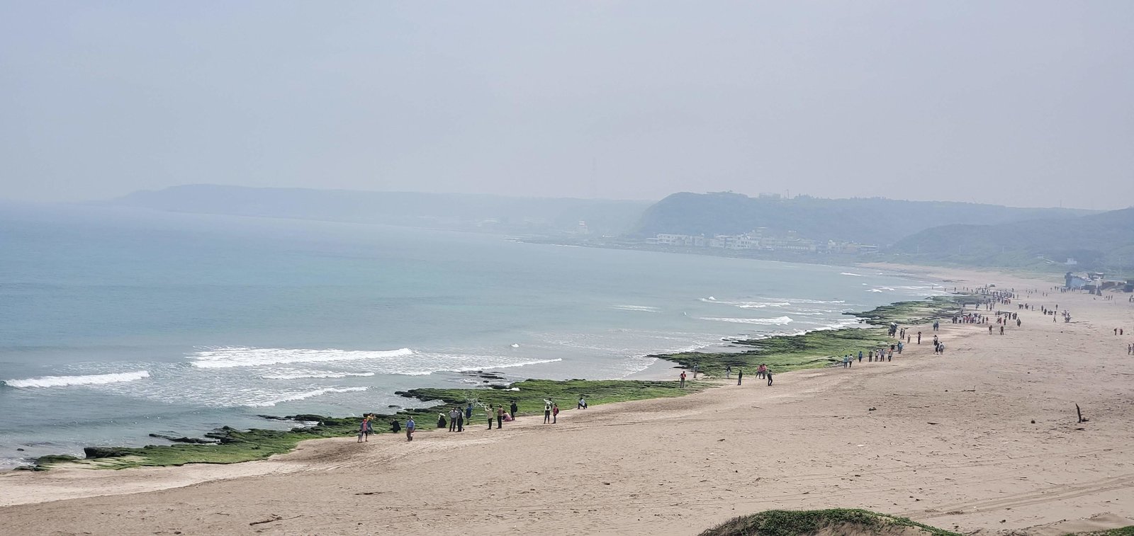 新北石門 富貴角步道：健行，玩沙，看海，燈塔美景一次滿足/ 