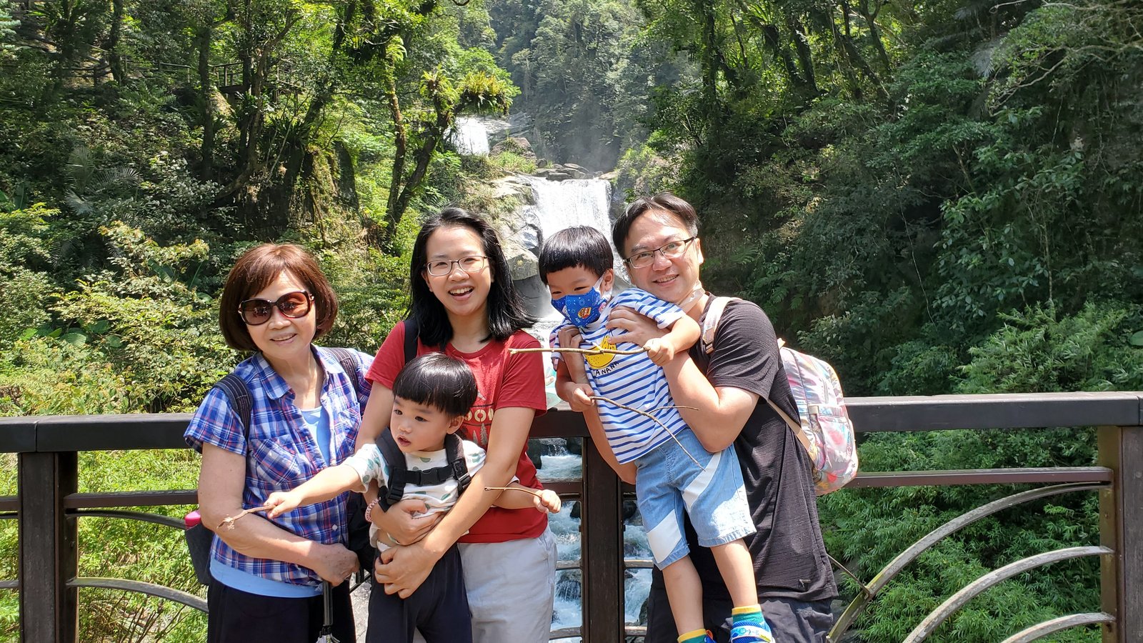 新北 內洞國家森林遊樂區：滿滿芬多精/ 2歲幼童自己走完全程