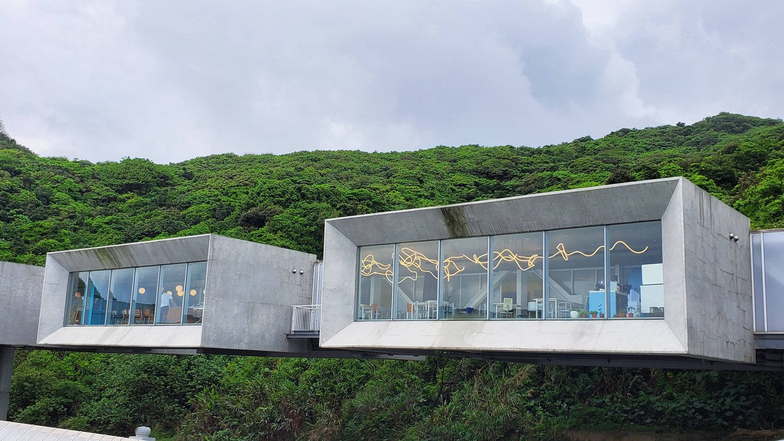 基隆 潮境智能海洋館：遊玩用餐一條龍/ 無敵海景/ 互動遊戲