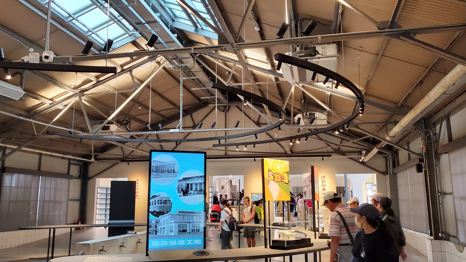 國家鐵道博物館籌備處： 回憶中的鐵道旅遊/ 探索真實的火車