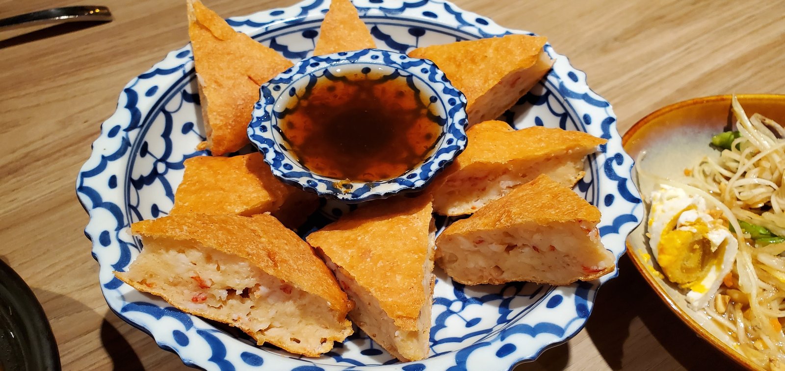 天母 饗泰多：不辣也可以很泰式/ 餐點豐富/ 家庭聚餐佳