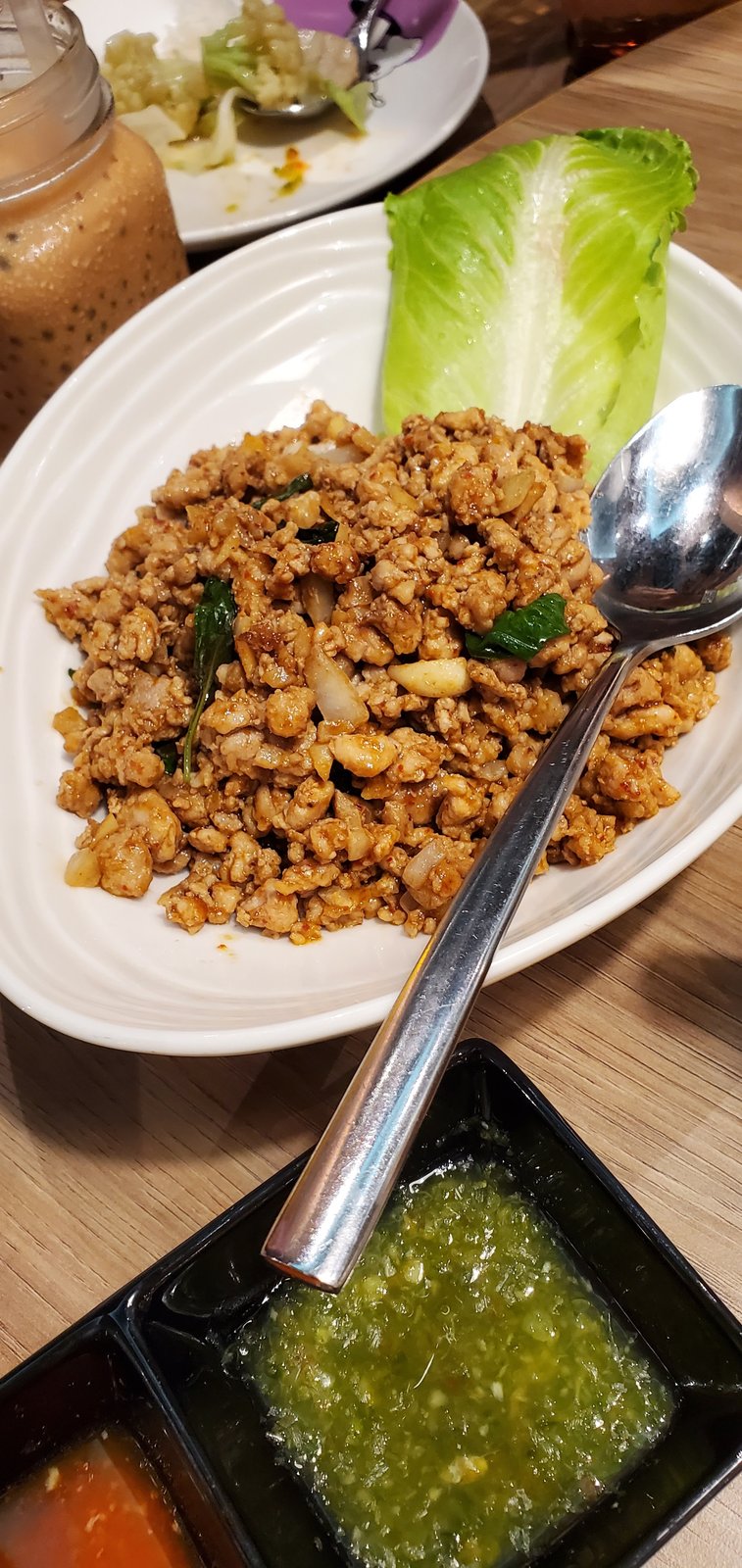 天母 饗泰多：不辣也可以很泰式/ 餐點豐富/ 家庭聚餐佳