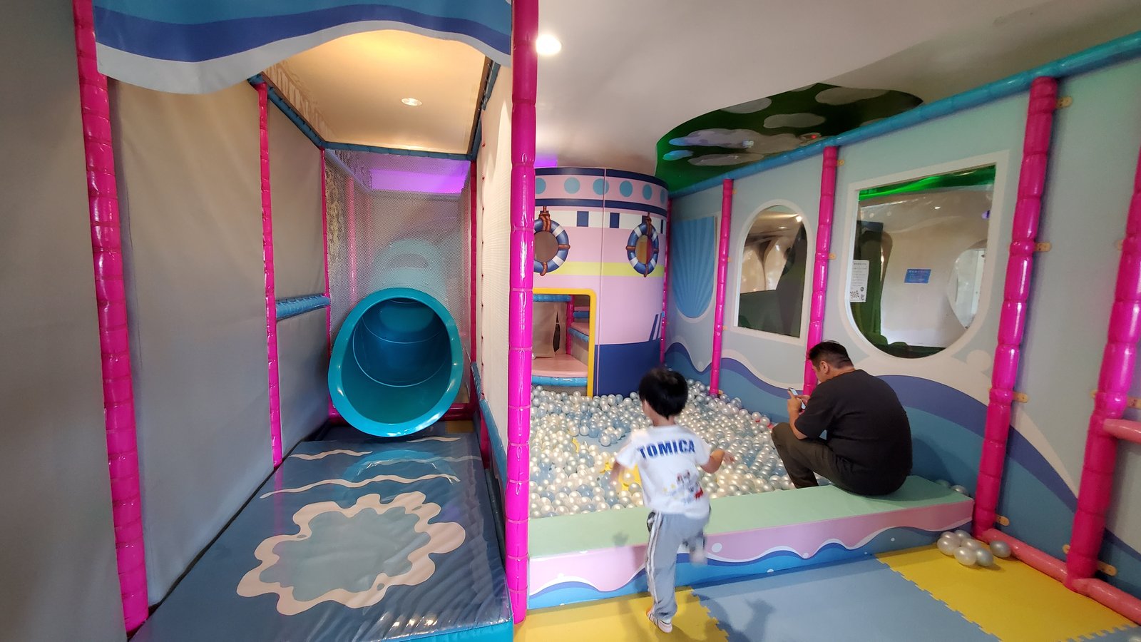 桃園中壢 南方莊園：親子室內溫水游泳池/ 室內外泡湯/ fu