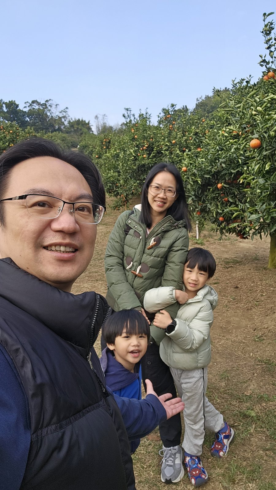 新竹 桔滿緣寶山農場：親子採橘去/ 邊吃邊採果/ 超大的果園