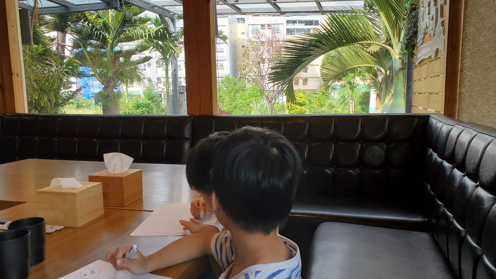 中壢 熱浪島南洋蔬食茶堂：蔬食料理超豐富/ 餐廳寬敞/ 親子