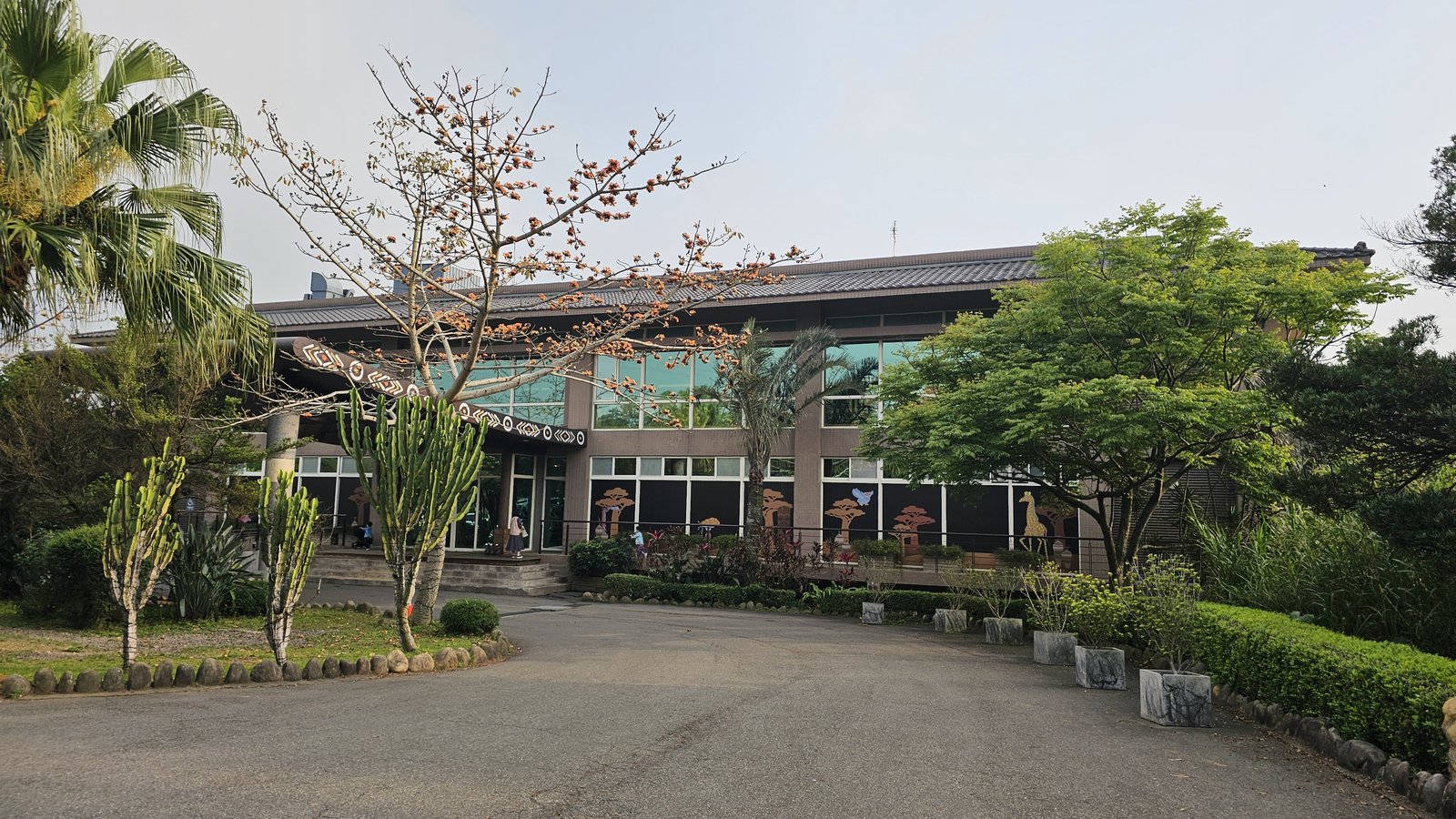 新竹 六福村六福莊：帶著5歲以下幼童遊玩心得/ 來去動物園住