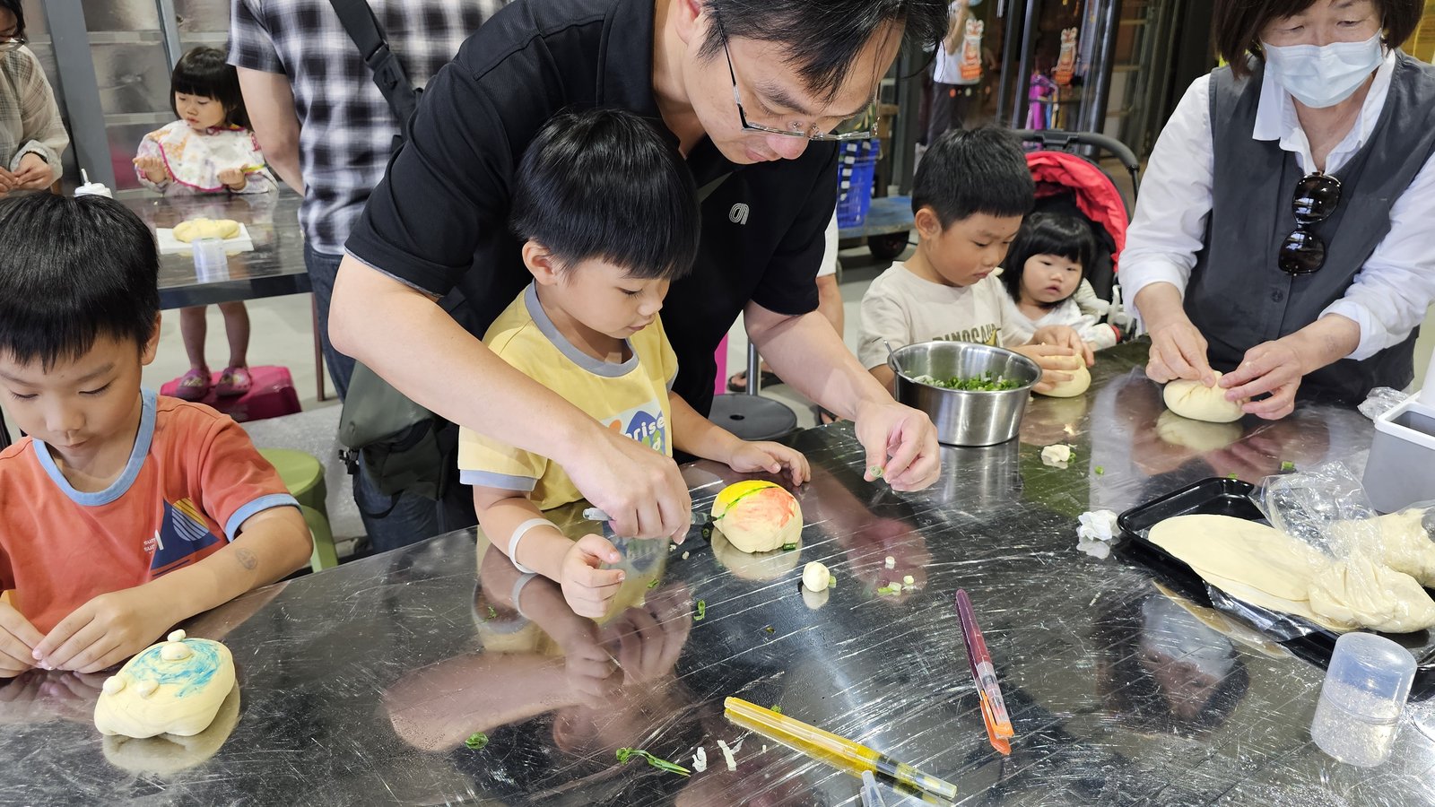 宜蘭三星 初咪親子體驗農場：採蔥/做蔥麵包/ 超美三星鄉