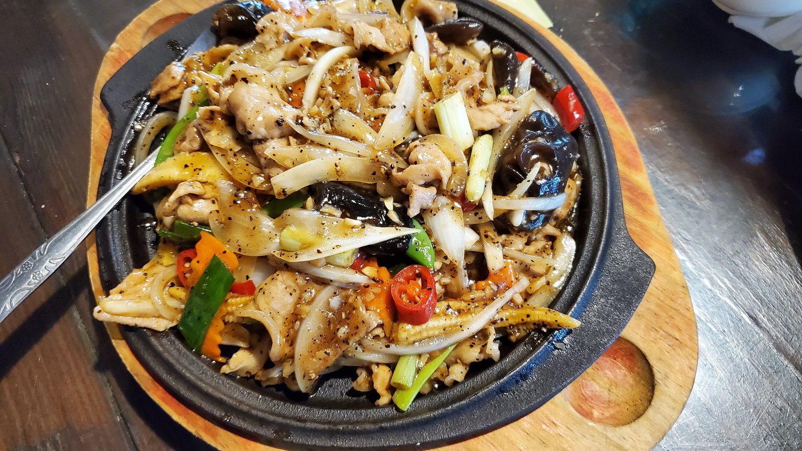 新北五股 旗竿湖農場：綠竹筍/ 獨角仙/ 季節限定的生態與美