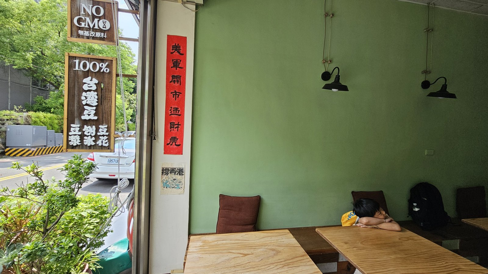 台中 審計新村：大人小孩一起逛的文青市集/ 4間知名美食店家