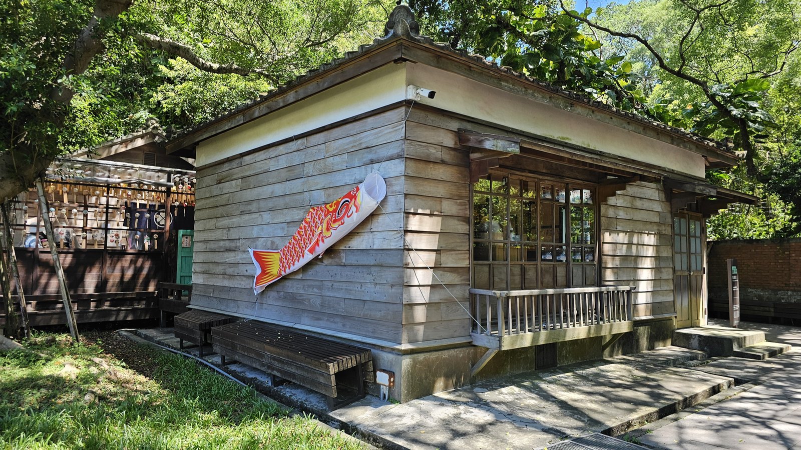 桃園神社文化園區：一秒到日本的漂亮園區/ 鹿點咖啡特色景觀