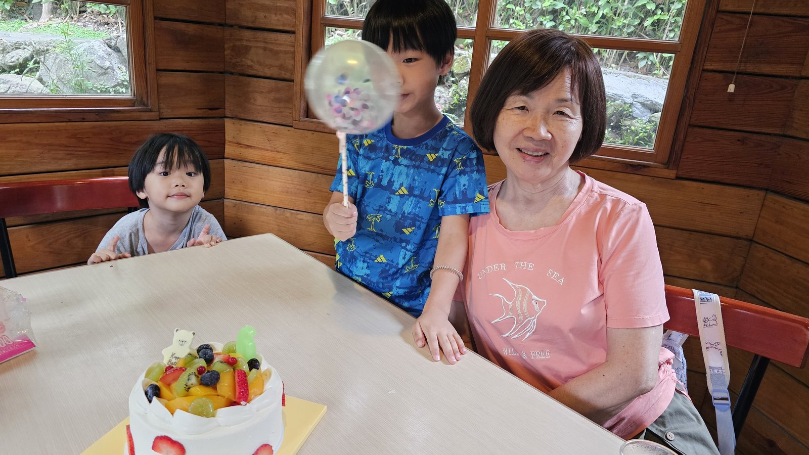 新北五股 碧瑤山莊庭院餐廳：庭園餐廳/ 豐富變化桌菜/ 家人