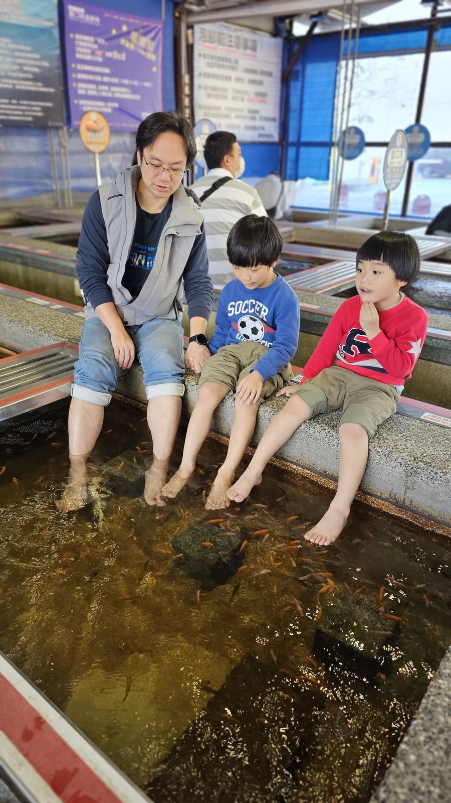 宜蘭 礁溪２小景點：湯圍溝重口味溫泉魚/ 大人牛乳
