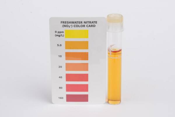 https://media.githubusercontent.com/media/trupples/adi-documentation/land_page/docs/solutions/reference-designs/eval-cn0503-ardz/nitrate-measurement/nitrate_color_guide.jpg