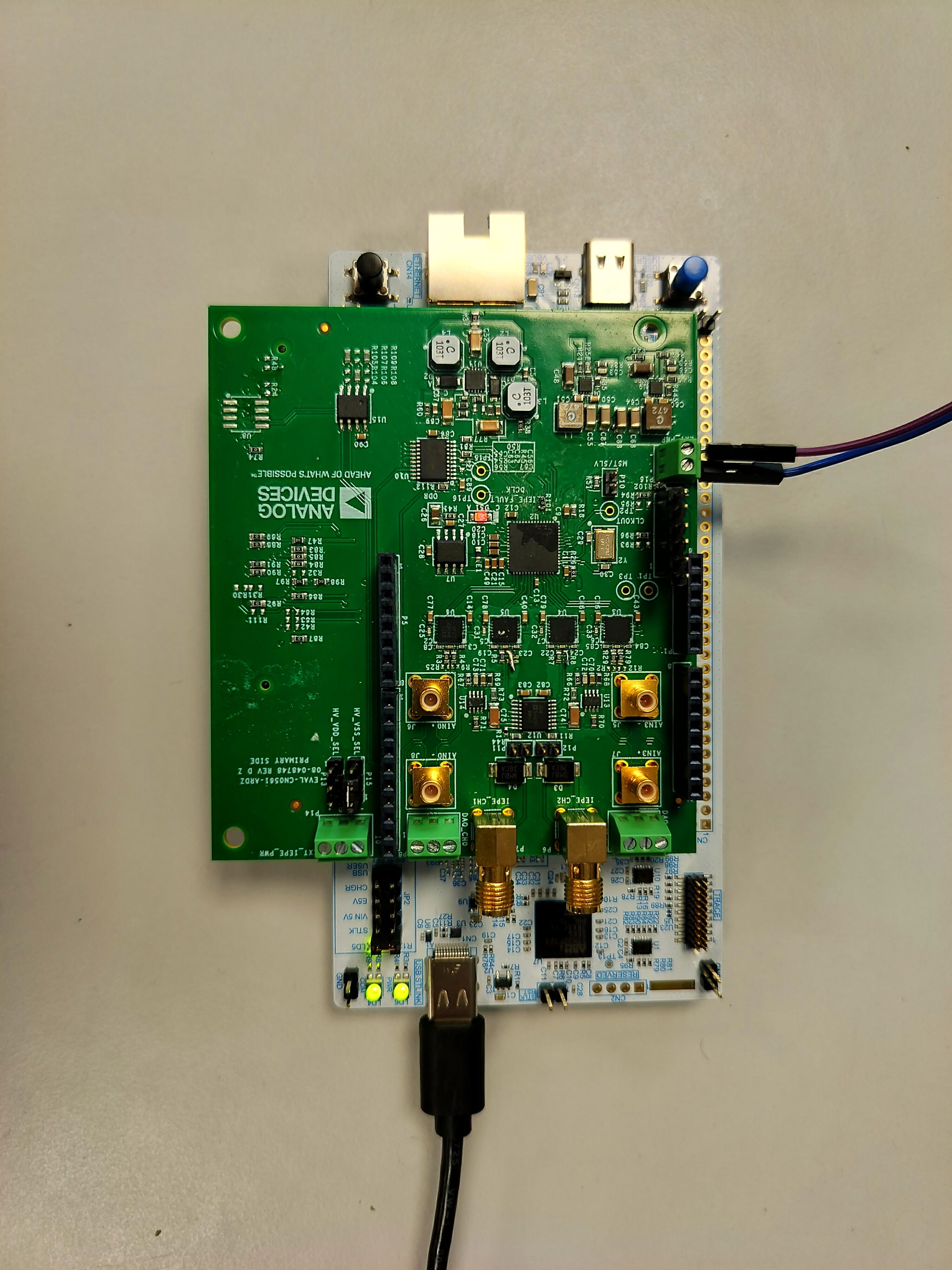 https://media.githubusercontent.com/media/trupples/adi-documentation/land_page/docs/solutions/reference-designs/eval-cn0561-ardz/images/cn0561_eval-cn0561-ardz_mounting_on_nucleo-h563zi.jpg