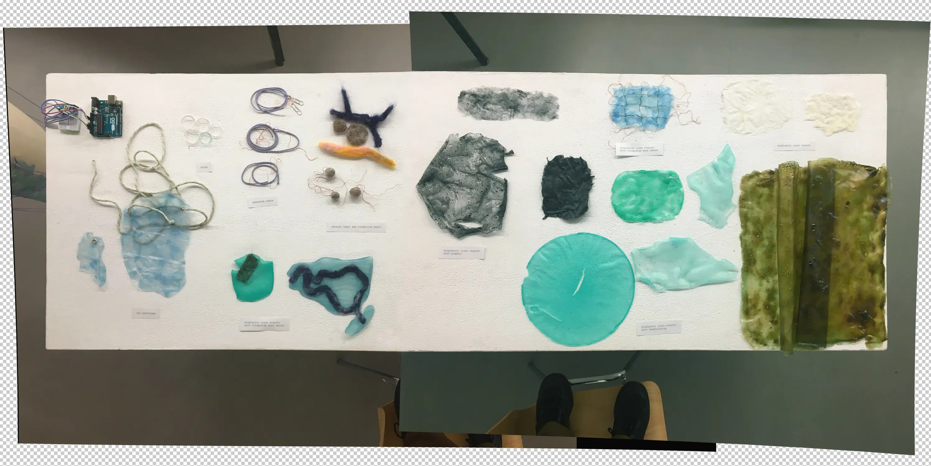 /archive/2022-2023/stress-sensors/Images/large/bioplastic_desk.webp