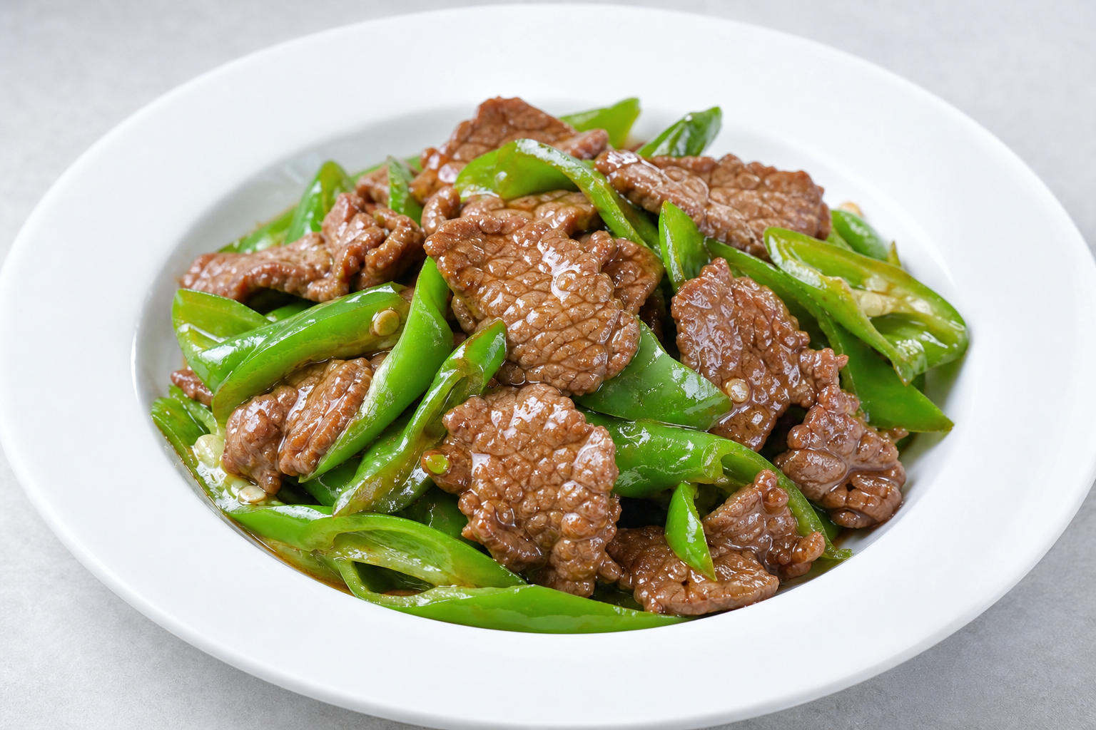 Stir-fried Beef with Green Chili Peppers